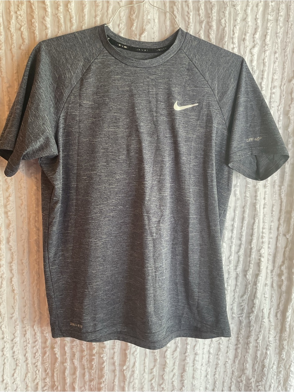 Nike Men’s Grey Heather Charcoal Short Sleeve Dri-FIT Tee Sz. M